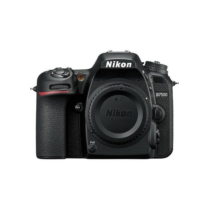 NIKON fotoaparat D7500 + AF-S DX 18-300 VR f/3.5–6.3G ED Kit